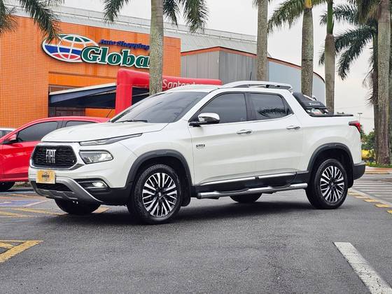 FIAT TORO 2.2 TURBO DIESEL RANCH 4WD AT9 FIAT TORO 2.2 TURBO DIESEL RANCH 4WD AT9